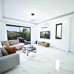 Mi Kasa Villa